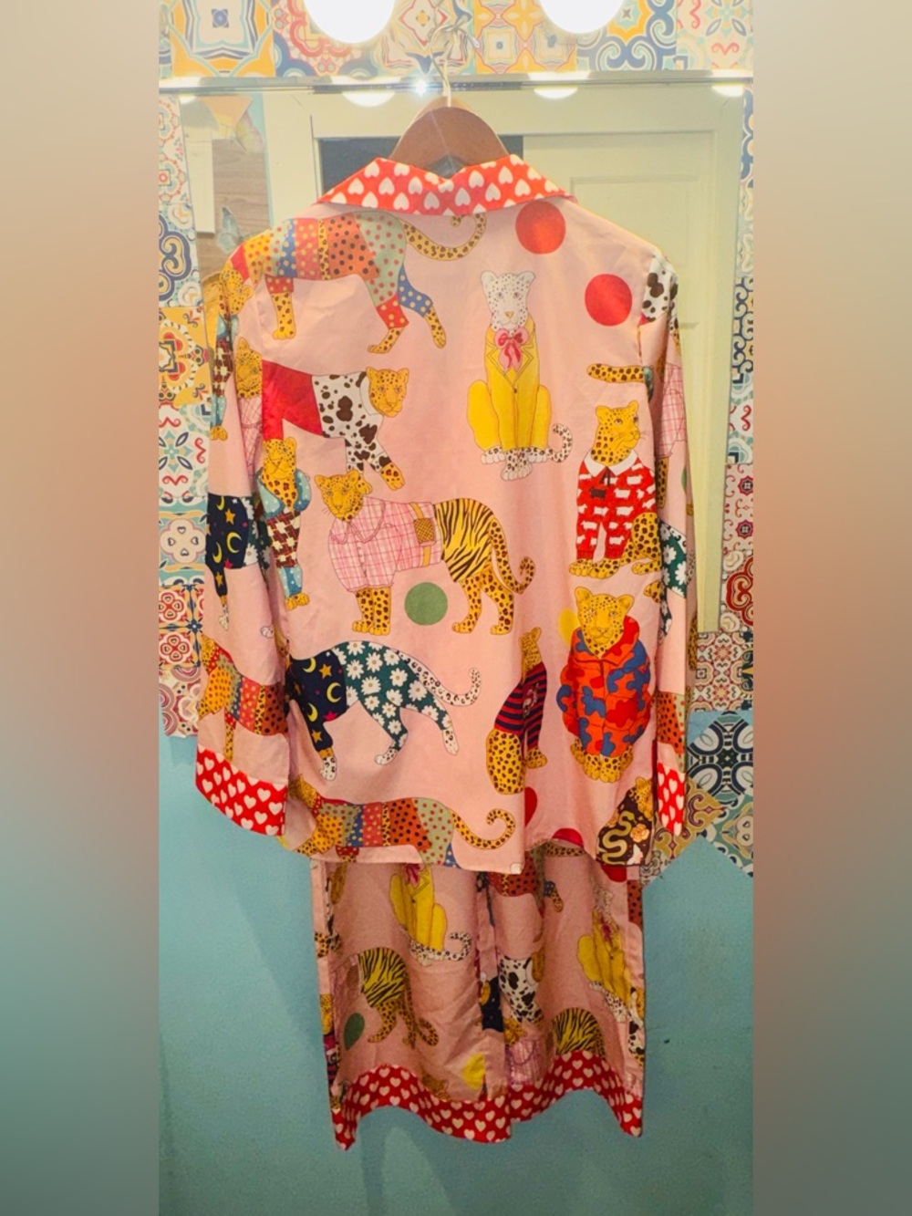 Whimsical Leopard Print Satin Pajama Set | Pink Animal Lounge Set | Size Medium - Picture 2 of 7